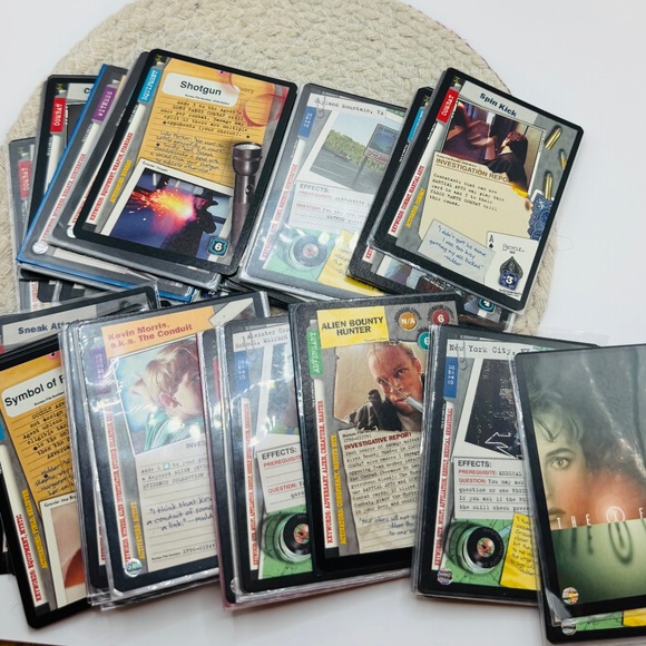 The X Files Card Game Set - Picture 5 of 5